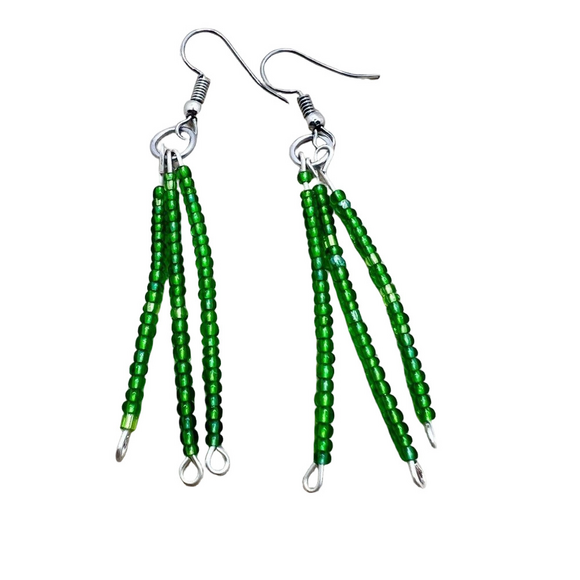 🍭6/$30 Multistrand green beaded dangle drop earrings on silver tone hook - Picture 1 of 4